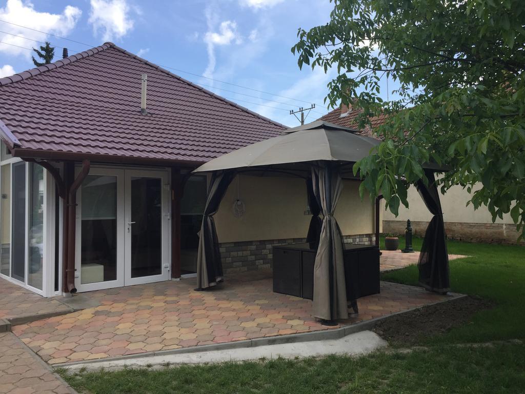 Regina Delux Apartman 귤러 외부 사진