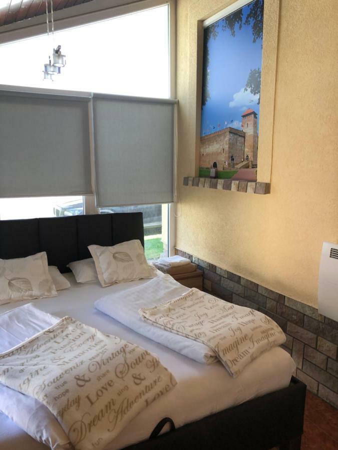 Regina Delux Apartman 귤러 외부 사진