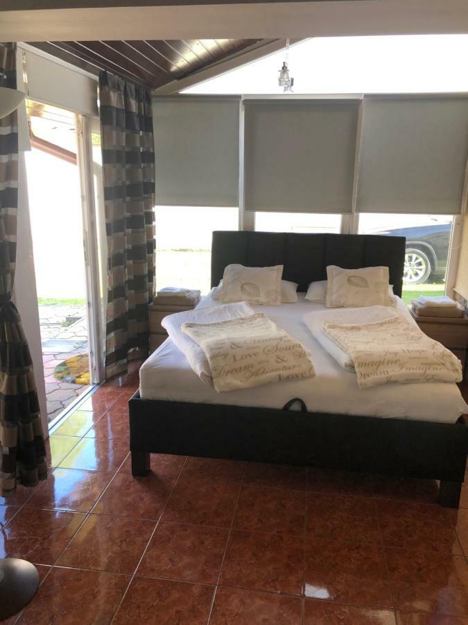 Regina Delux Apartman 귤러 외부 사진